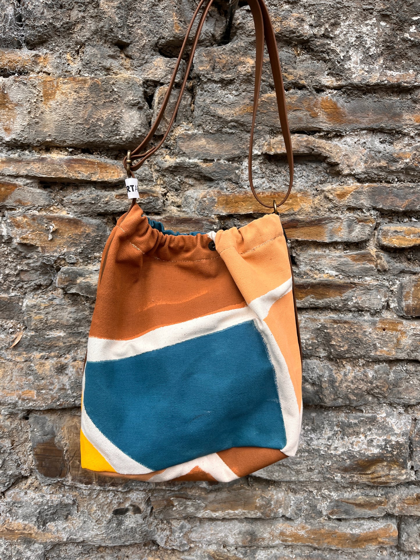 Bolso ama