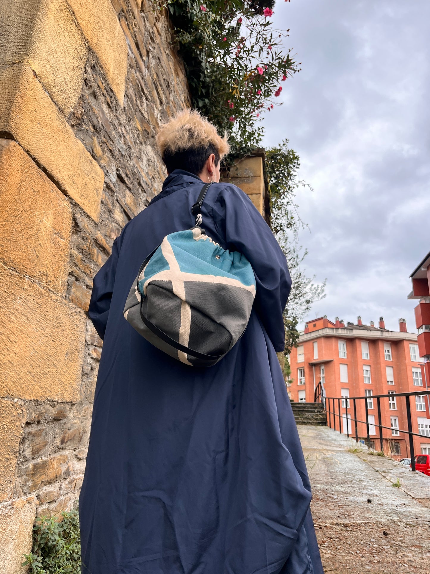 Bolso ama