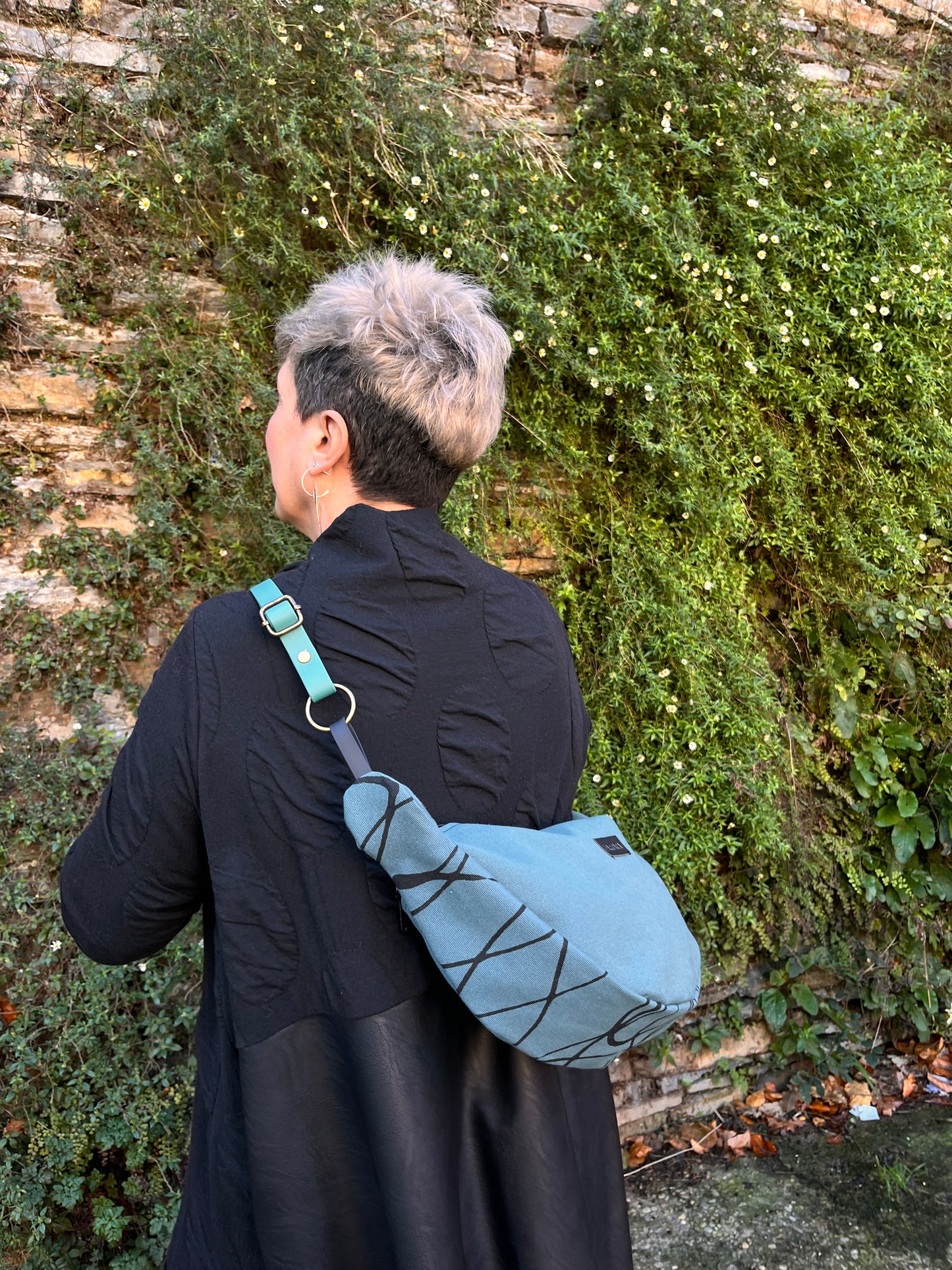 BOLSO ILARGI azul sustraiak