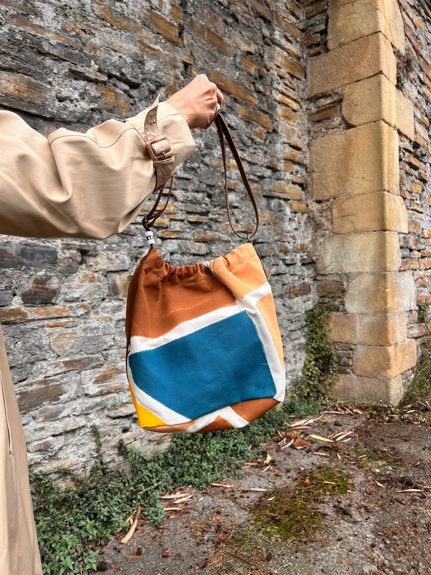 Bolso ama