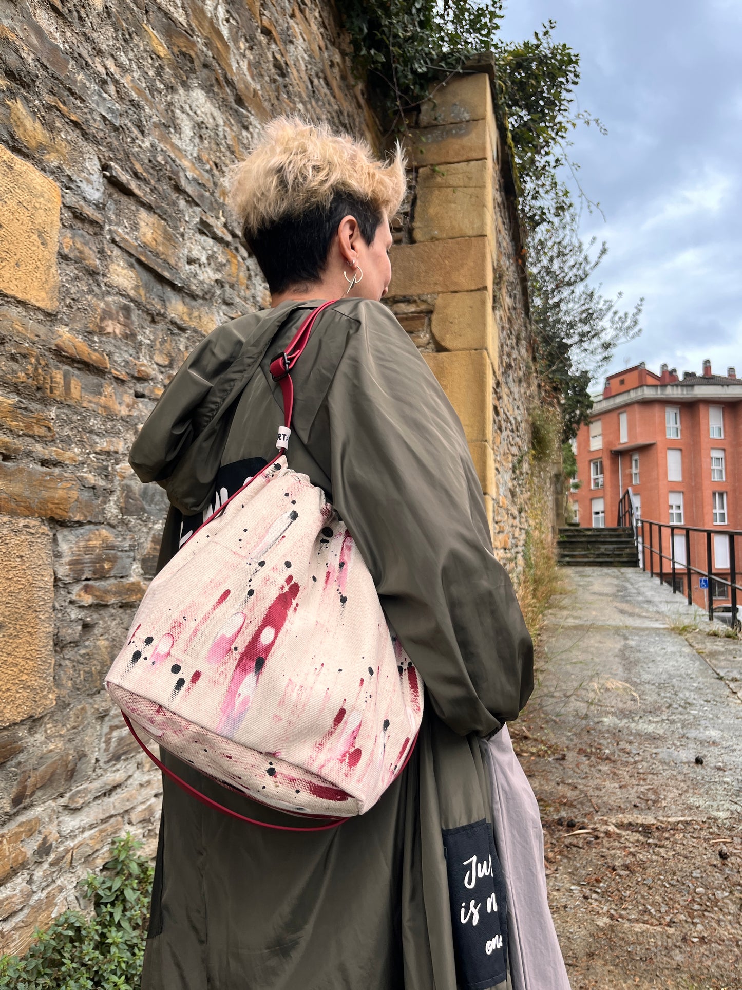 Bolso ama