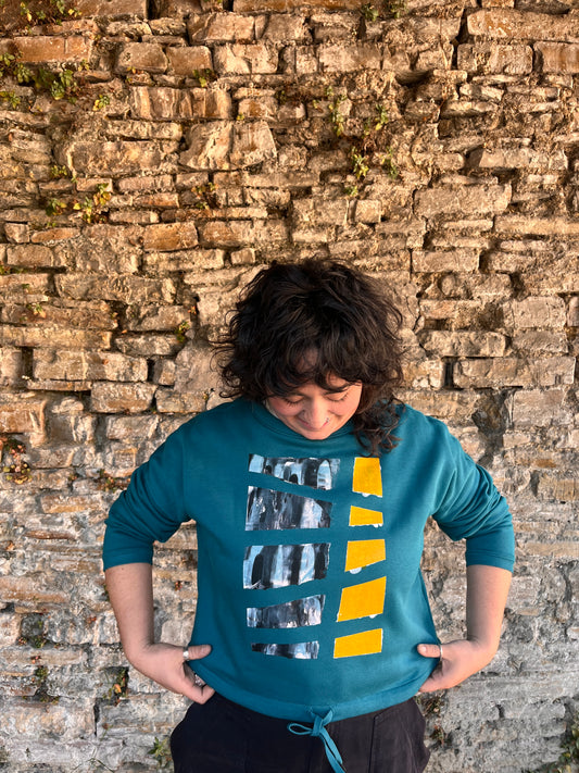 SUDADERA PINTADA CROP OVERSIZE