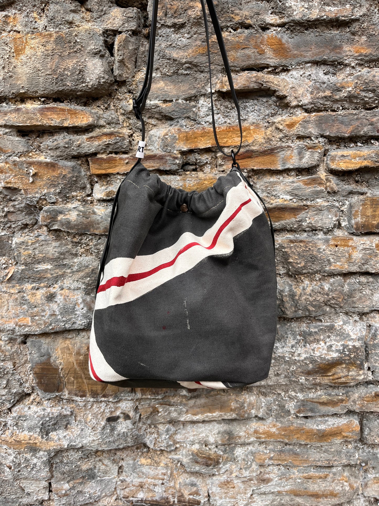 Bolso ama