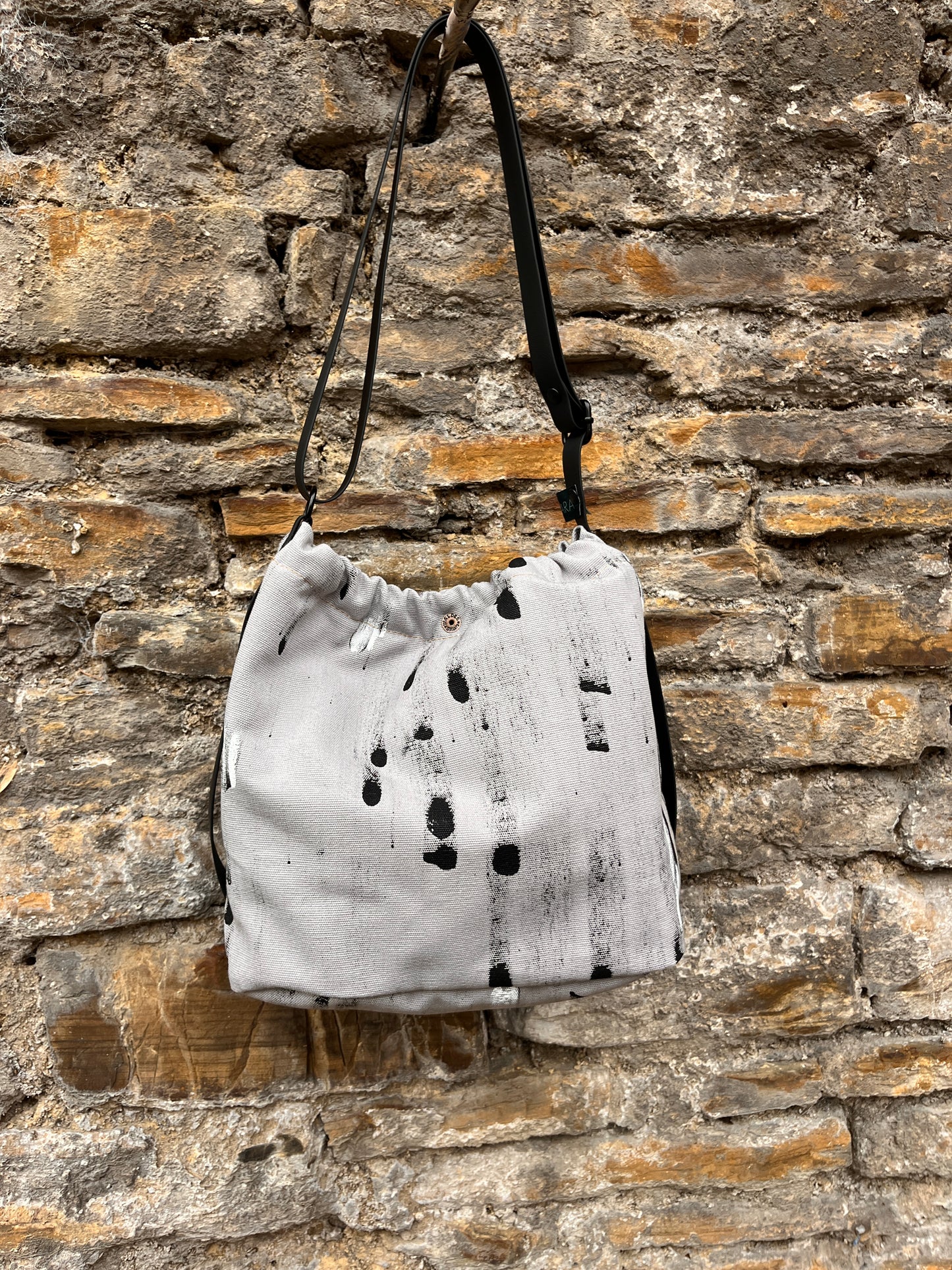 Bolso ama