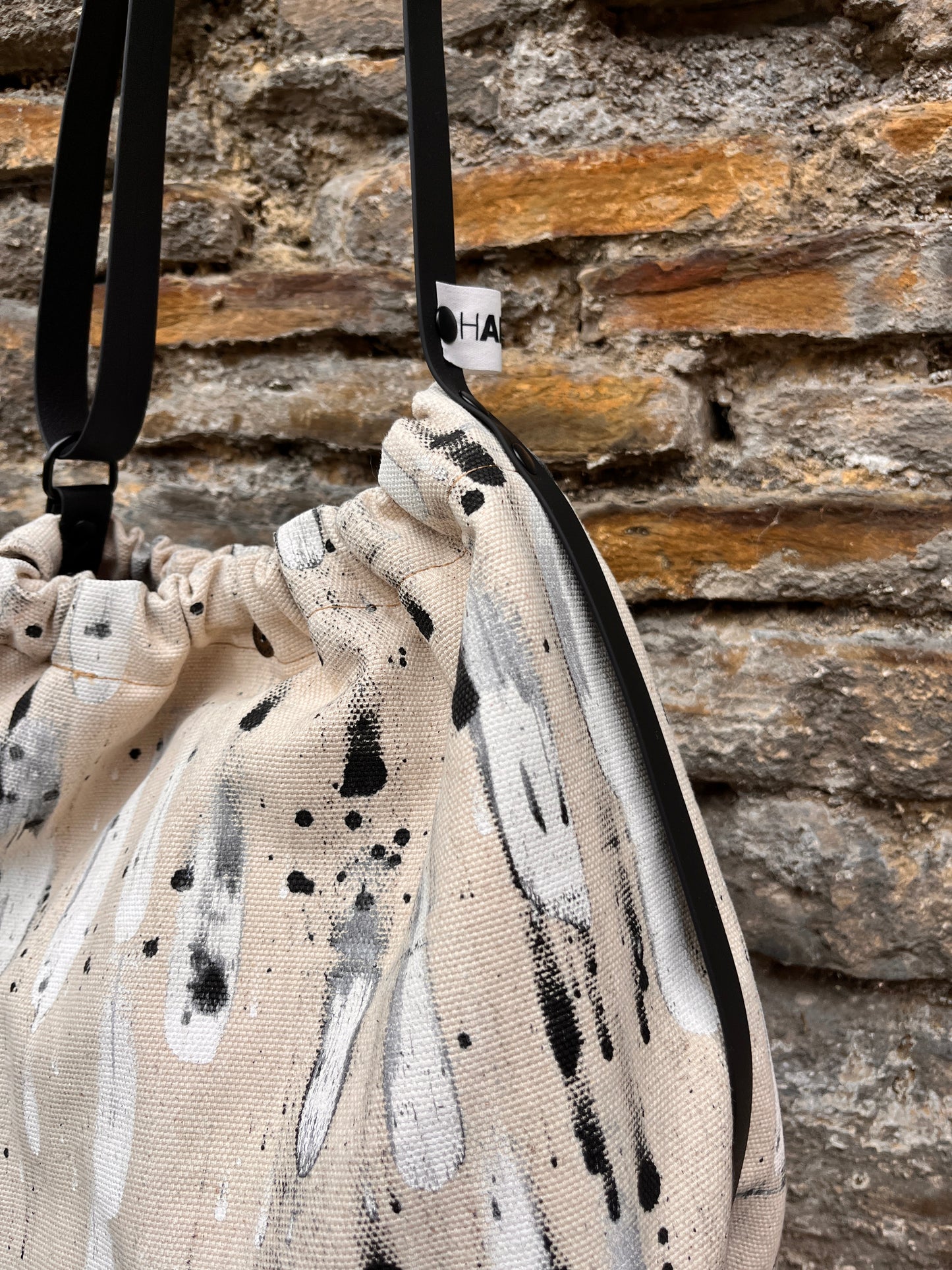 Bolso ama