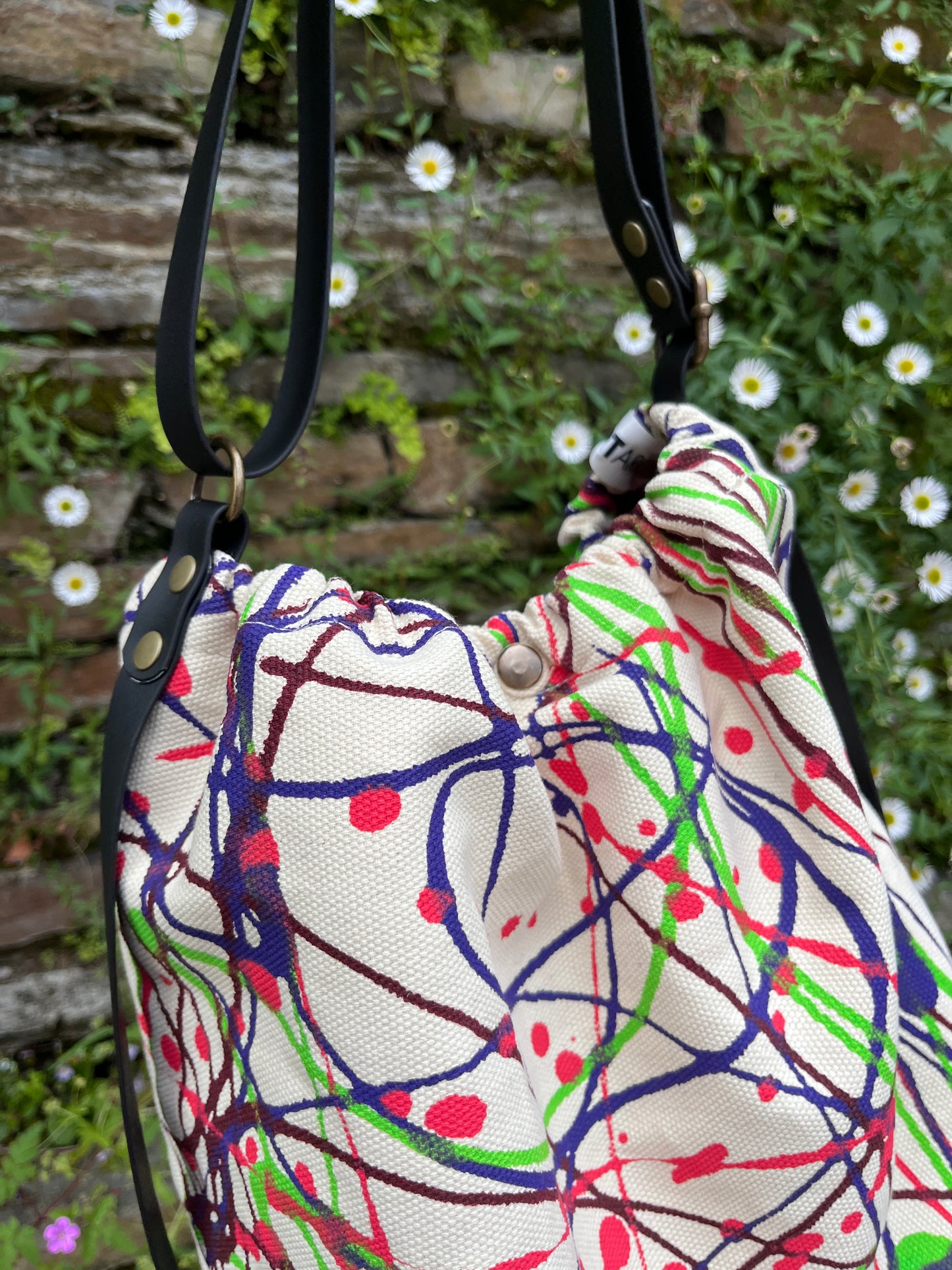 Bolso ama