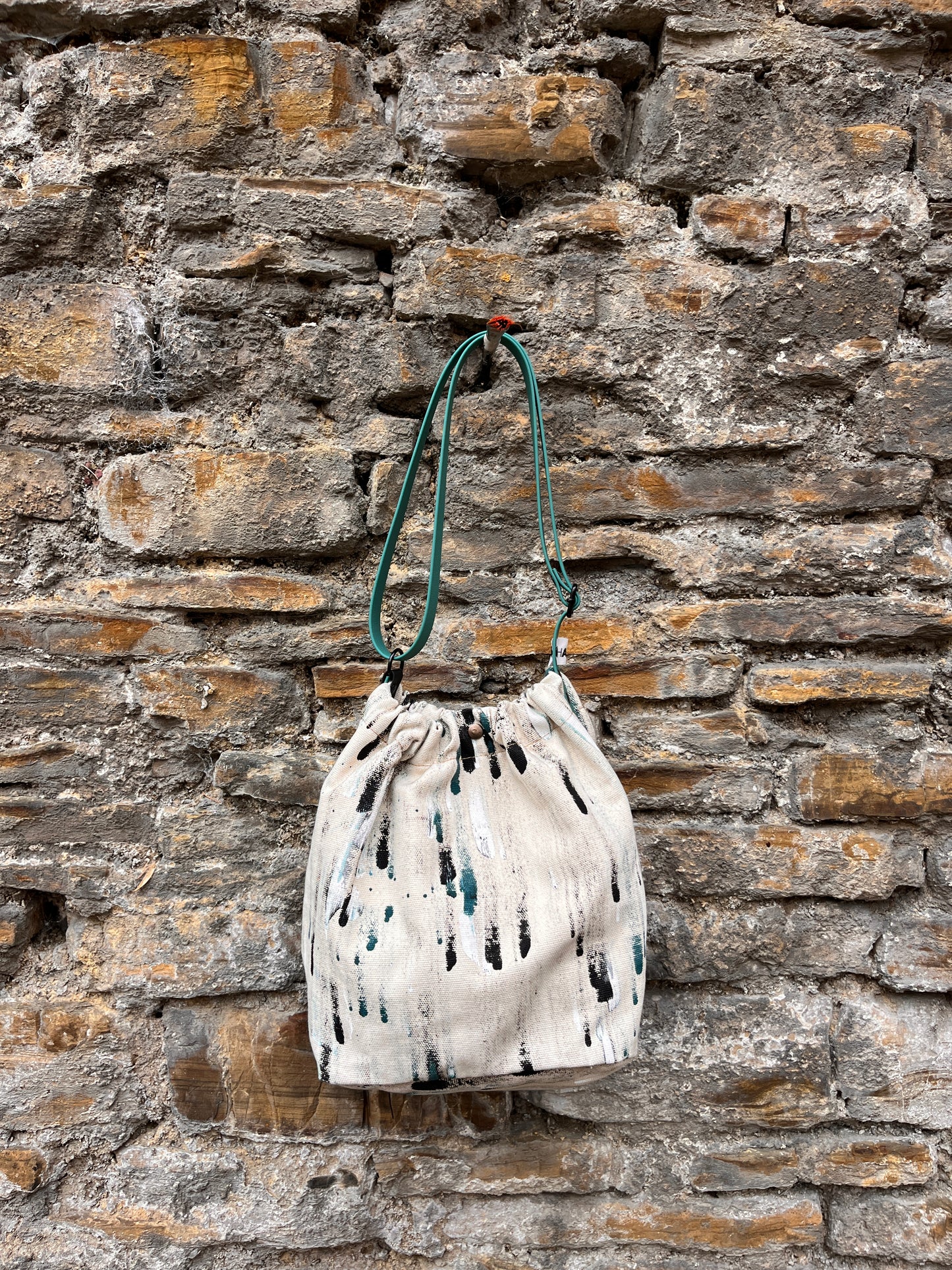 Bolso ama
