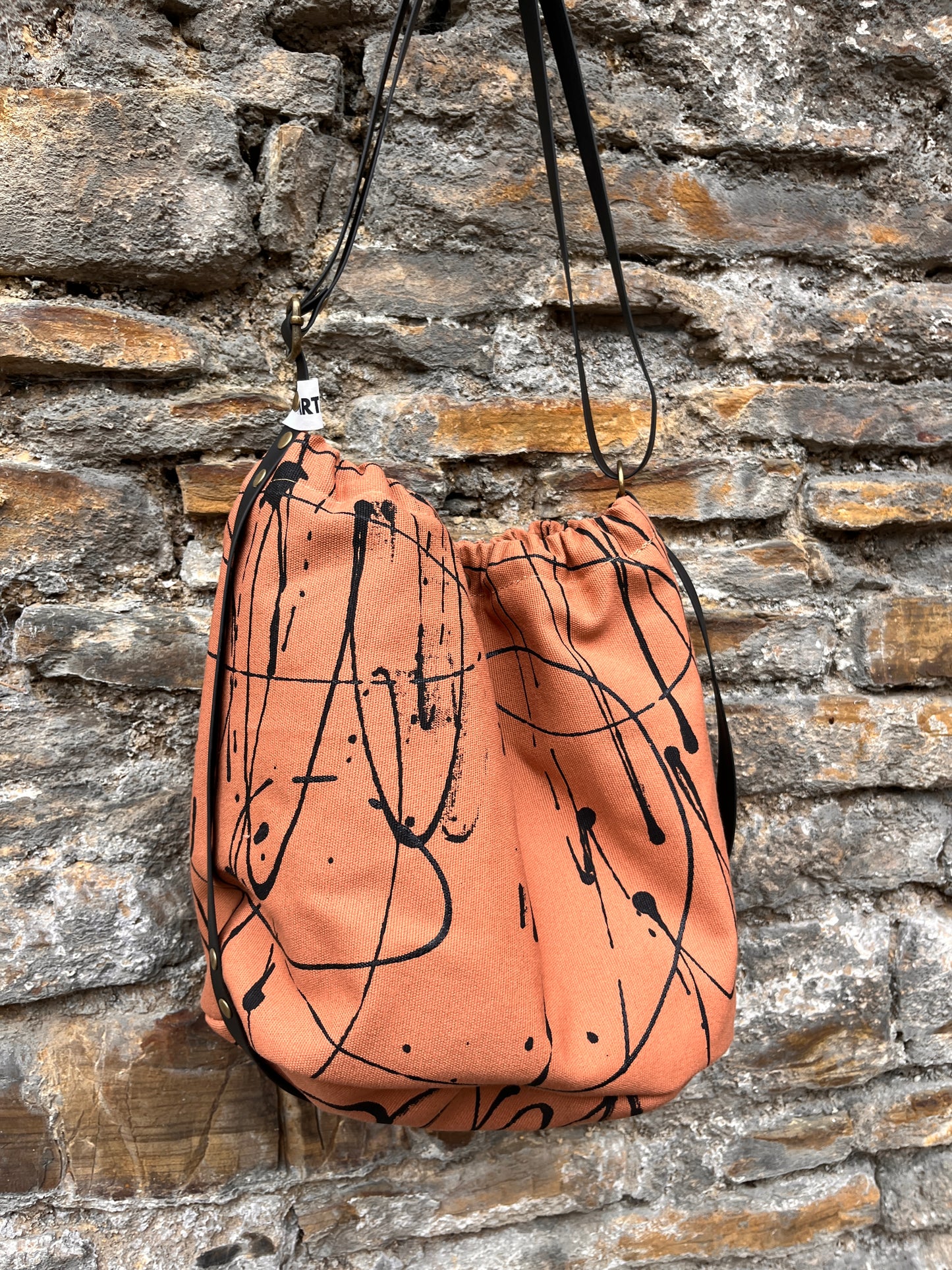 Bolso ama