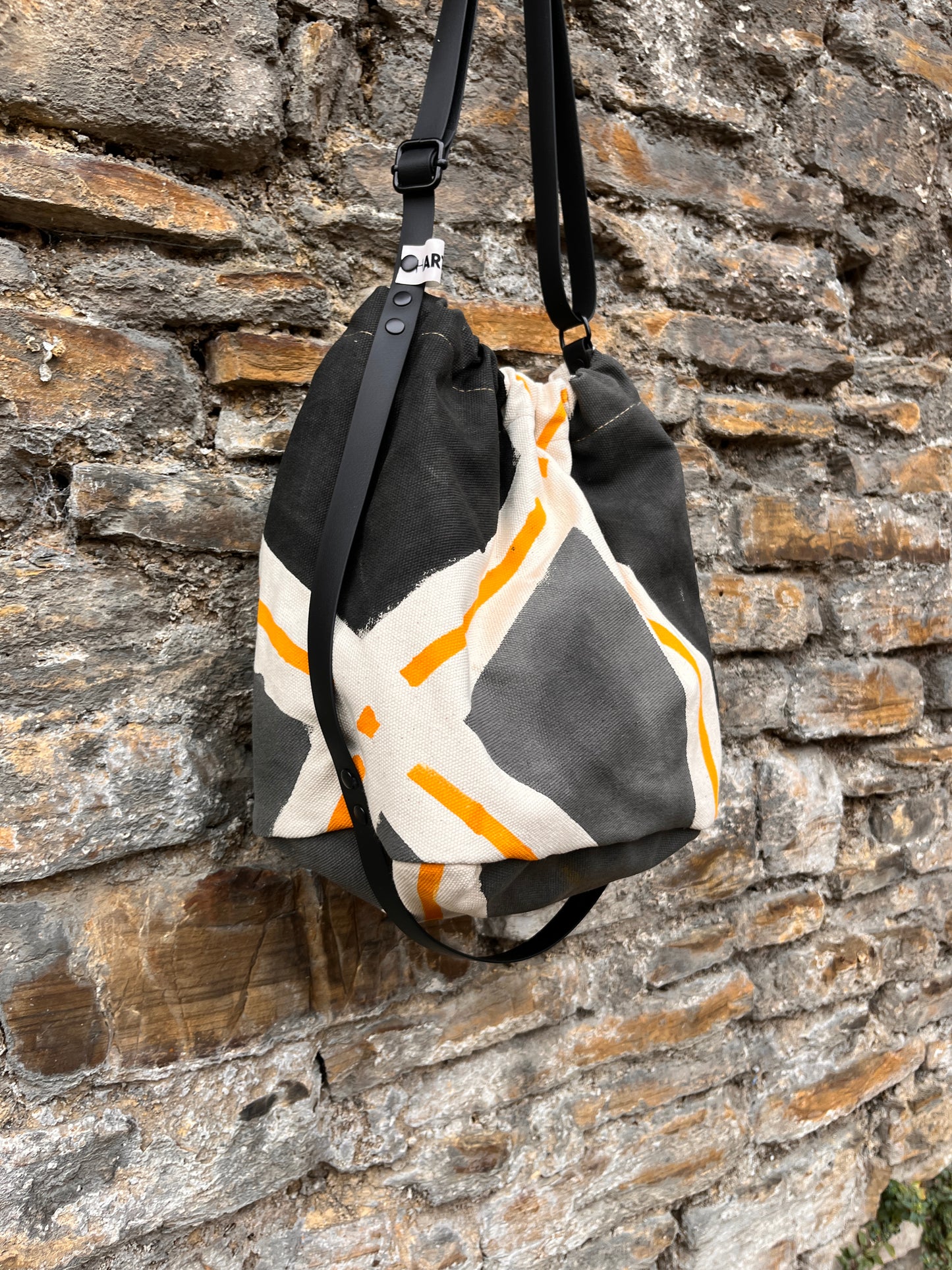Bolso ama