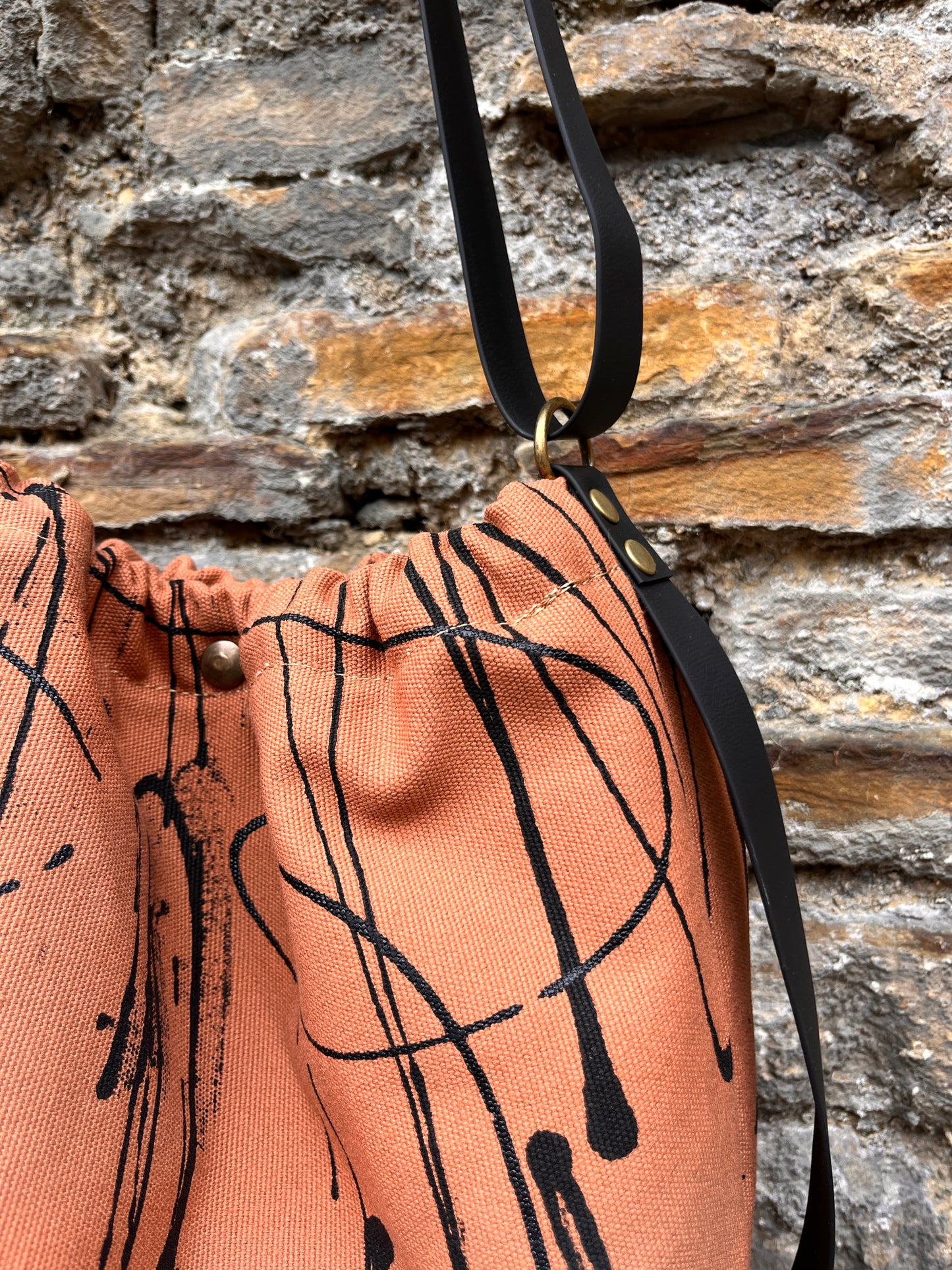Bolso ama