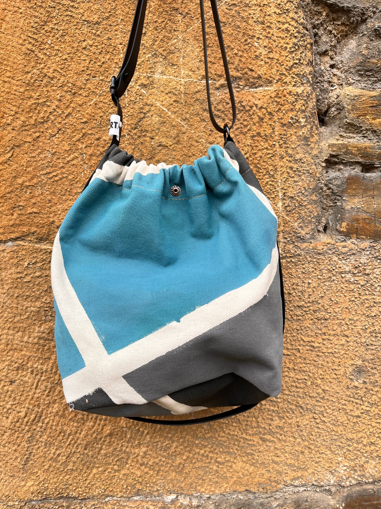 Bolso ama