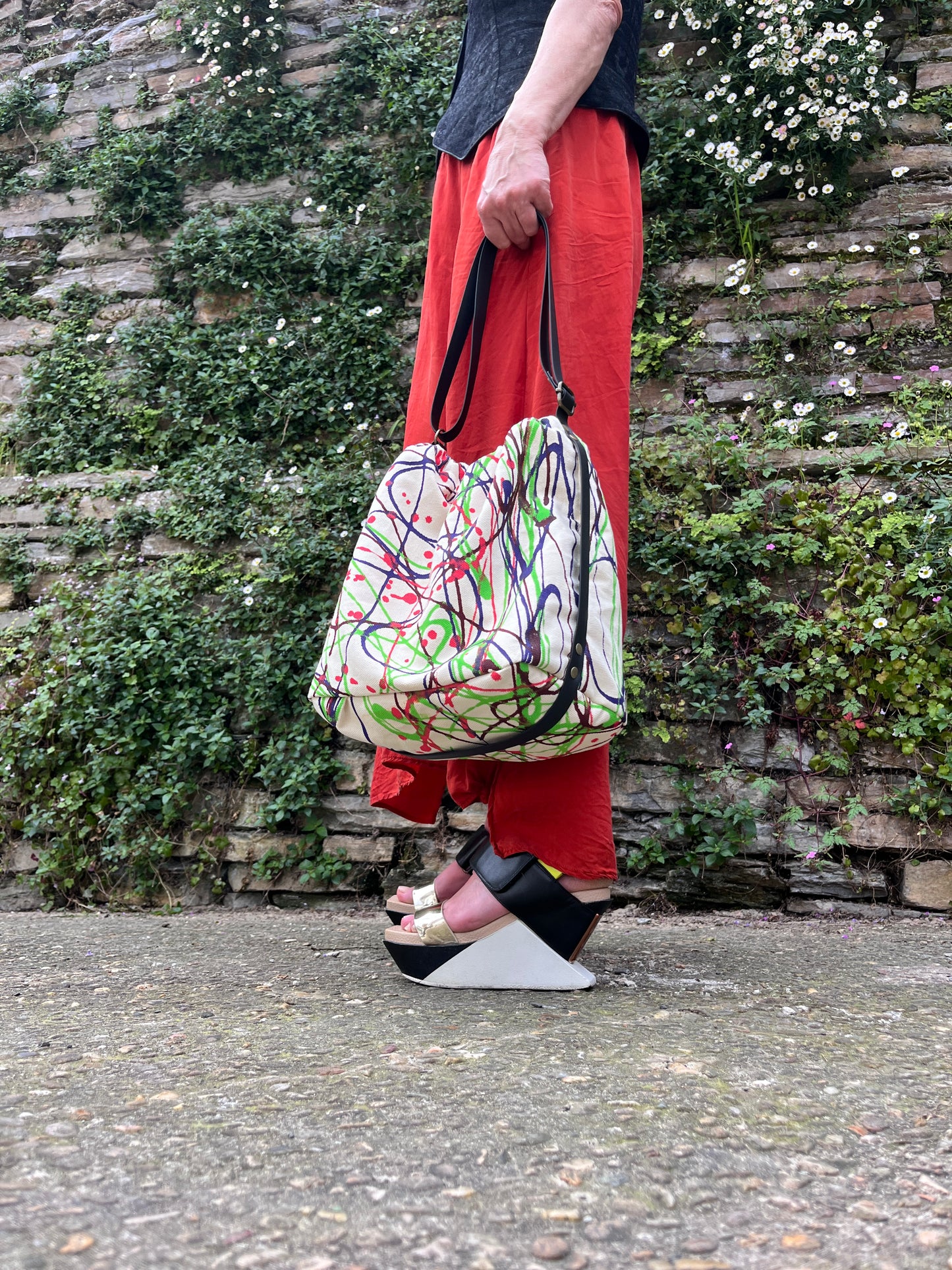 Bolso ama