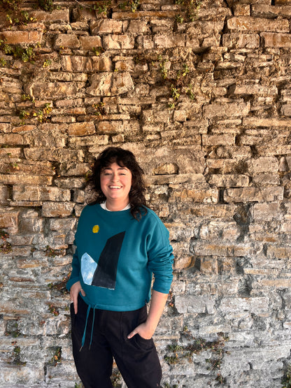 SUDADERA PINTADA CROP OVERSIZE