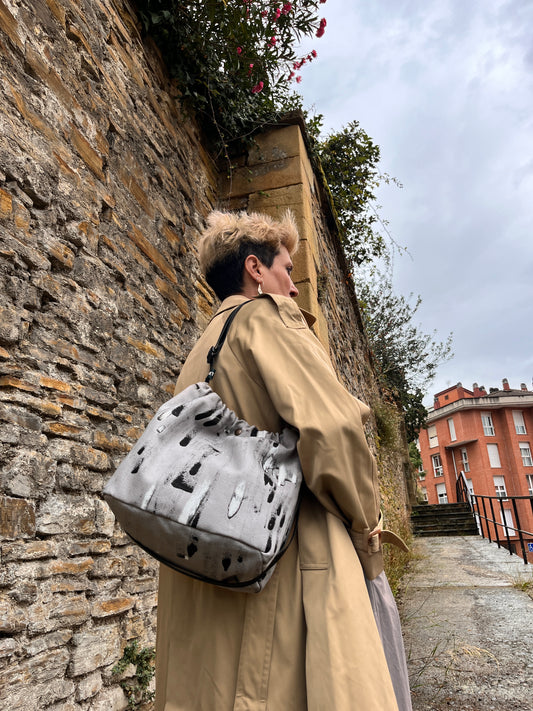 Bolso ama