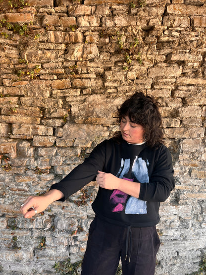 SUDADERA PINTADA CROP OVERSIZE