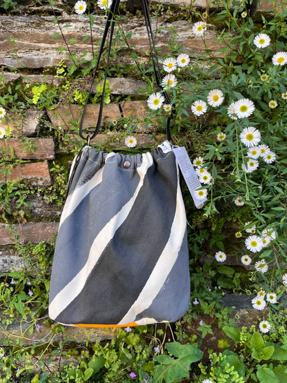 Bolso ama