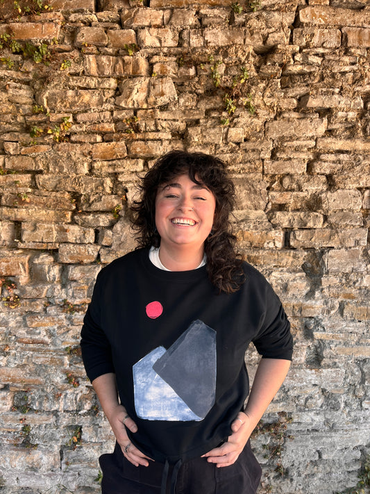 SUDADERA PINTADA CROP OVERSIZE