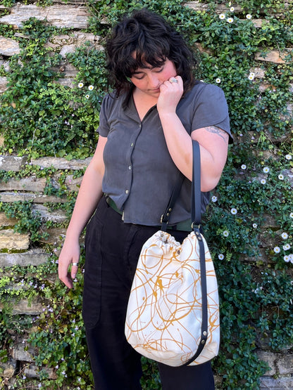 Bolso ama