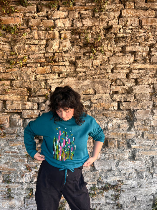 SUDADERA PINTADA CROP OVERSIZE