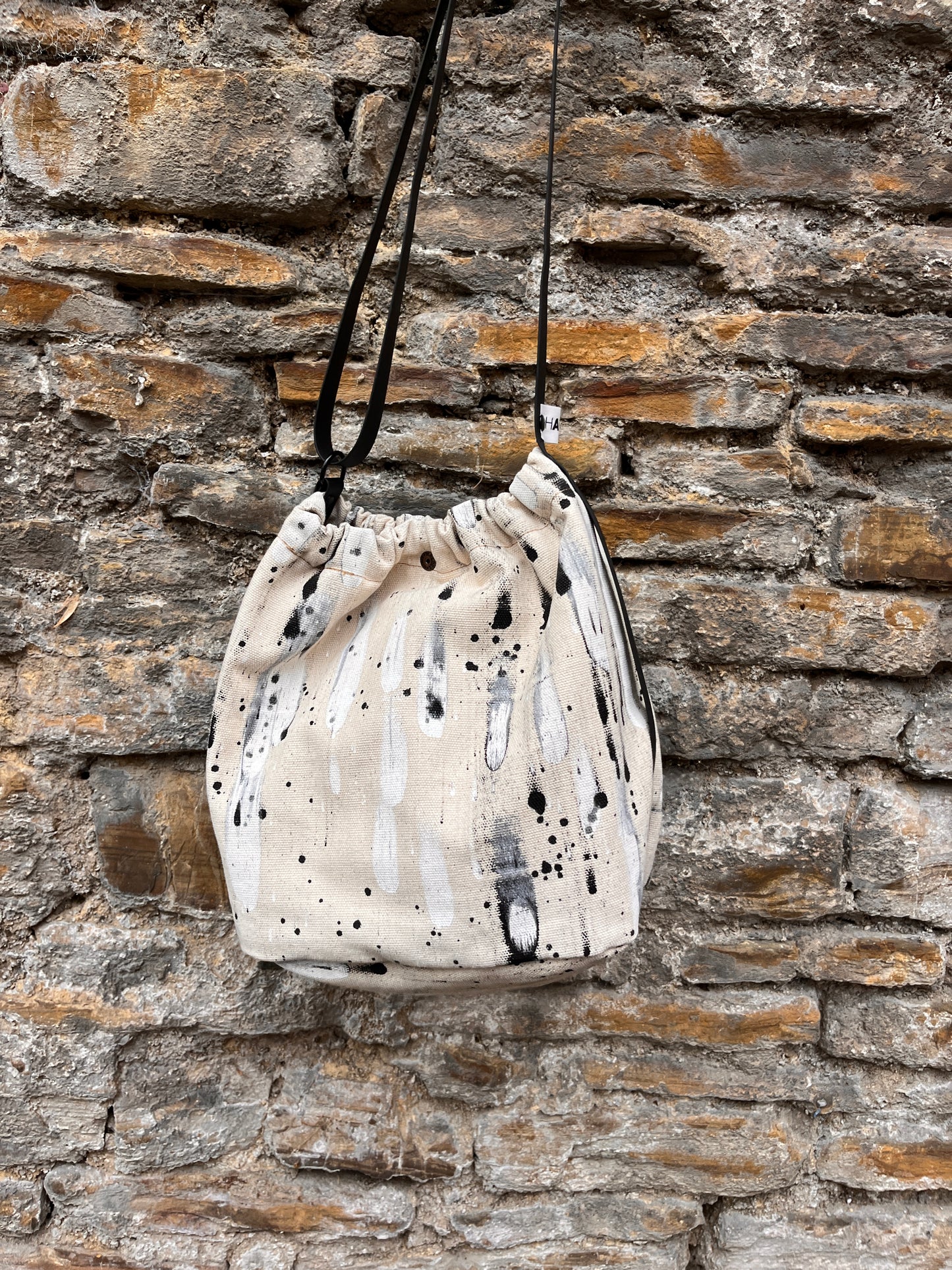 Bolso ama