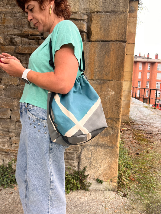 Bolso ama