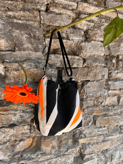 Bolso ama