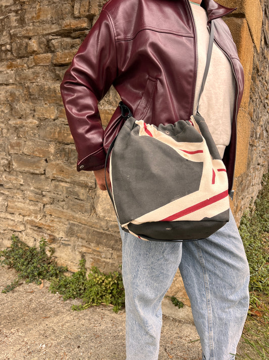 Bolso ama