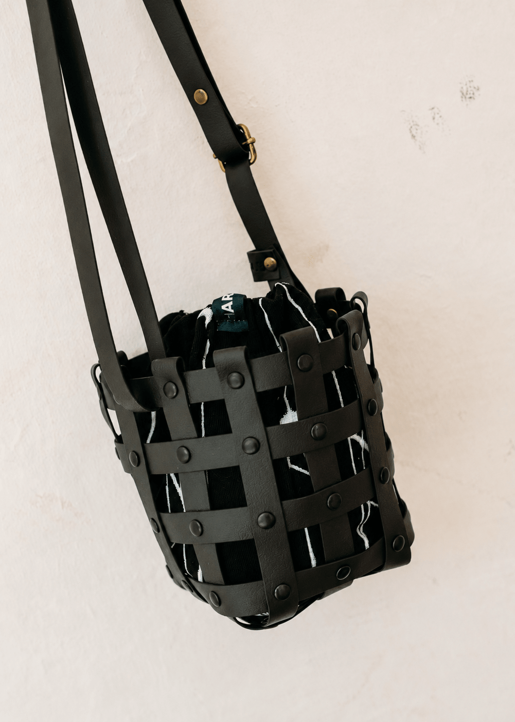 Bombonera — un bolso para toda la vida, nunca el mismo dos veces - HARTARA