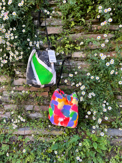 Bolso ama