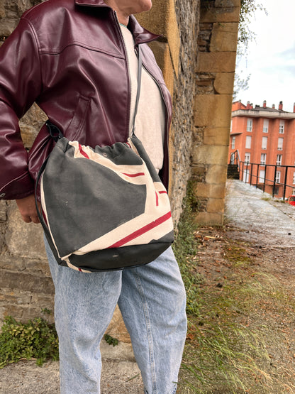 Bolso ama