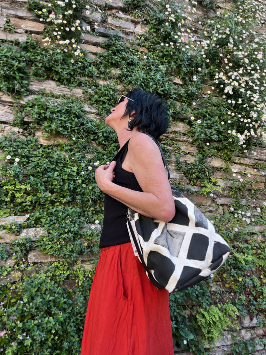 Bolso ama