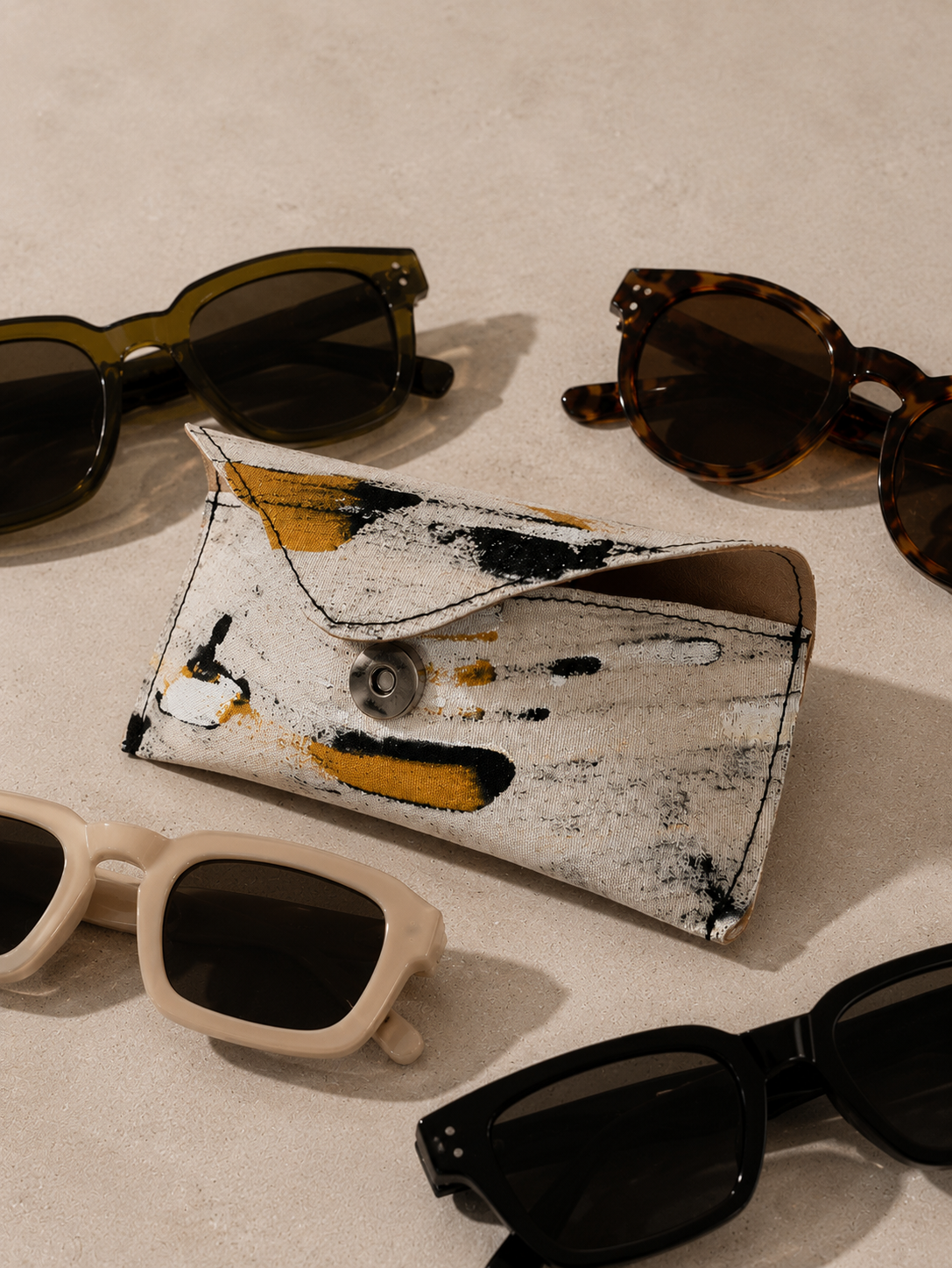 Funda de gafas orbanak amarillo