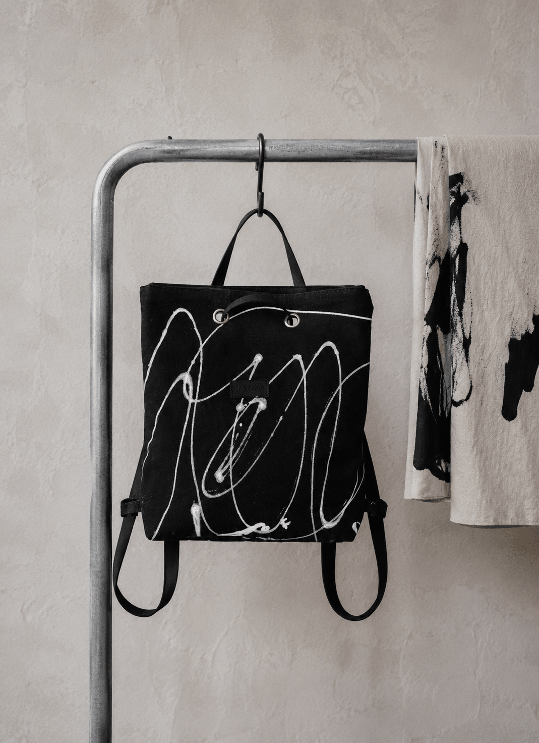 Bolso Mochila Aras — dos bolsos en uno, ninguno como el tuyo - HARTARA