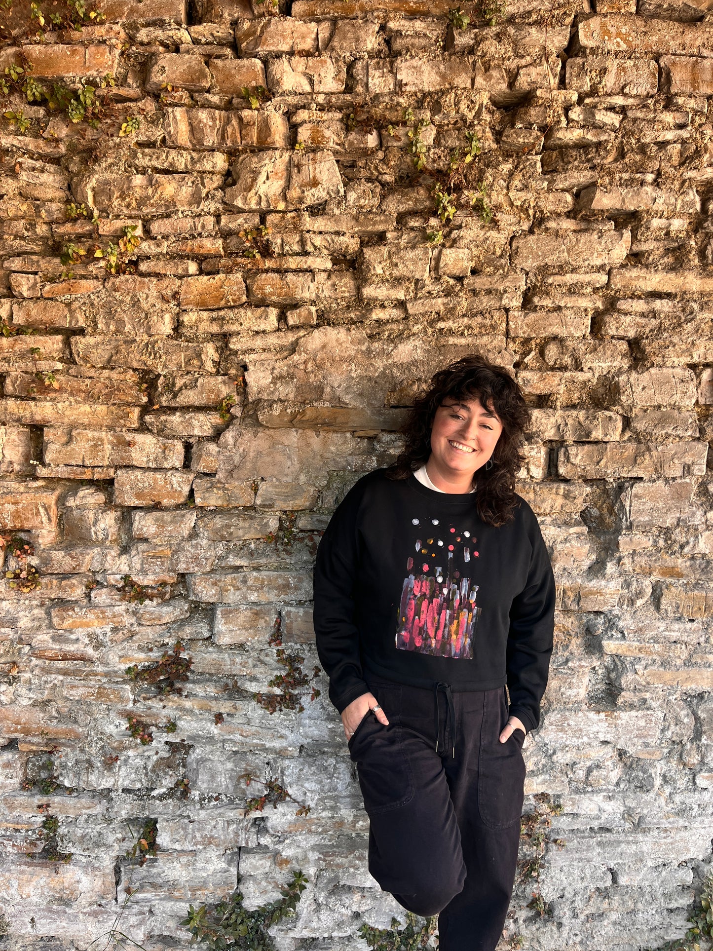 SUDADERA PINTADA CROP OVERSIZE