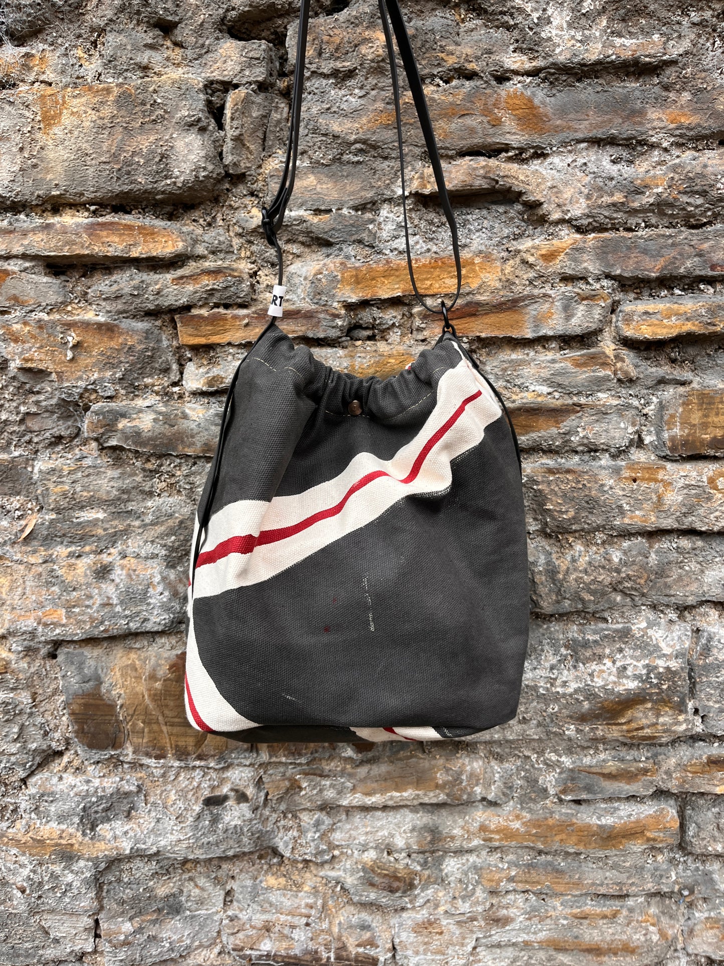 Bolso ama