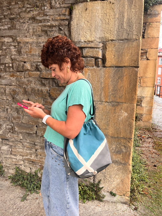 Bolso ama
