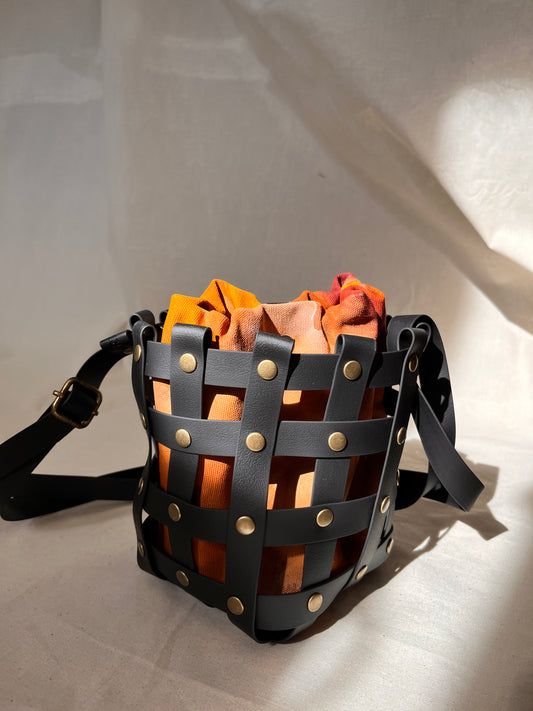 Bombonera negro bulkadak marrón