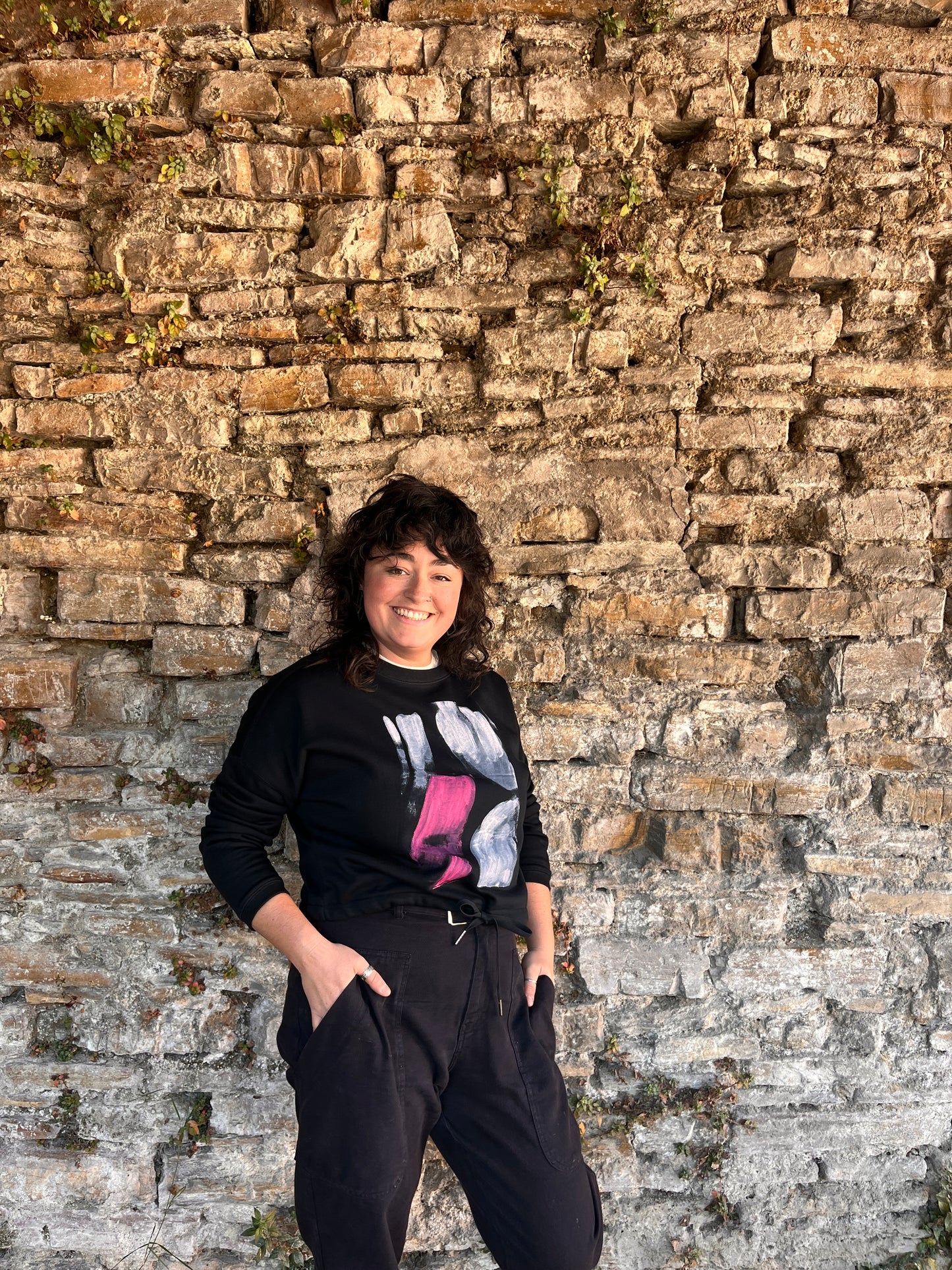 SUDADERA PINTADA CROP OVERSIZE