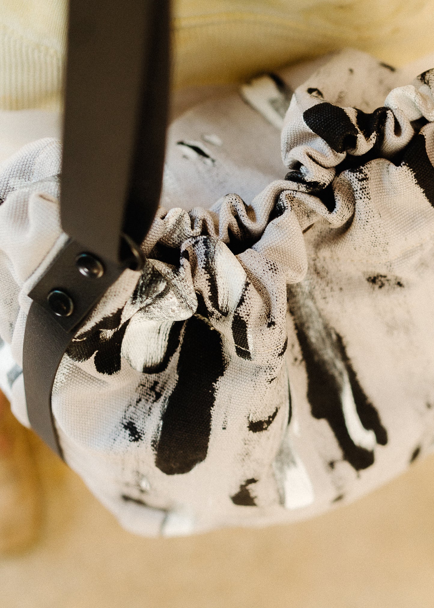 Bolso ama orbanak gris