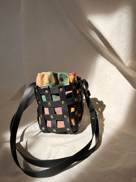 Bombonera negra bulkadak moztaza