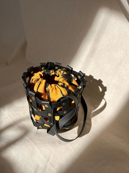 Bombonera — un bolso para toda la vida, nunca el mismo dos veces - HARTARA